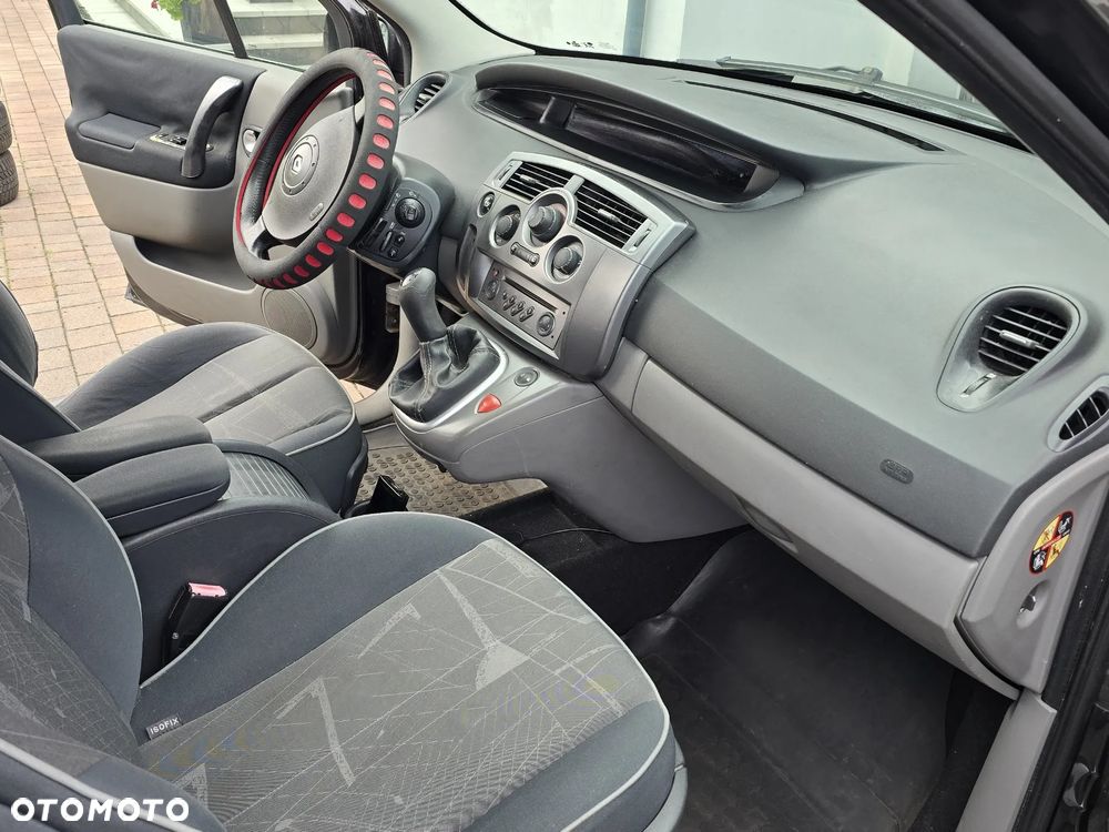 Renault Scenic - 8