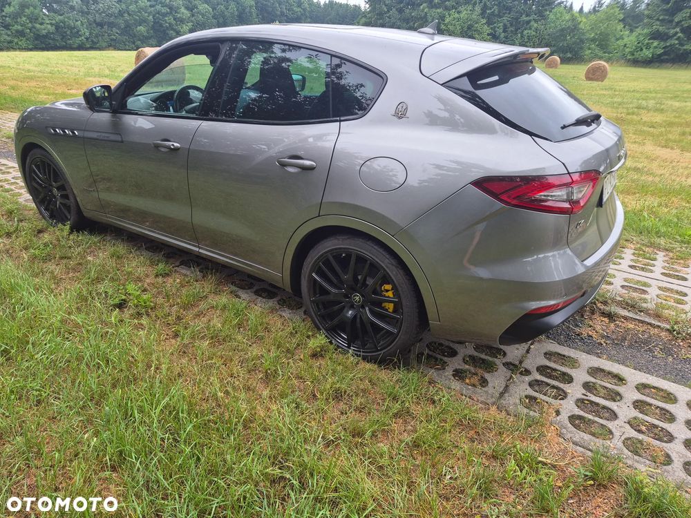 Maserati Levante Diesel Granlusso - 5