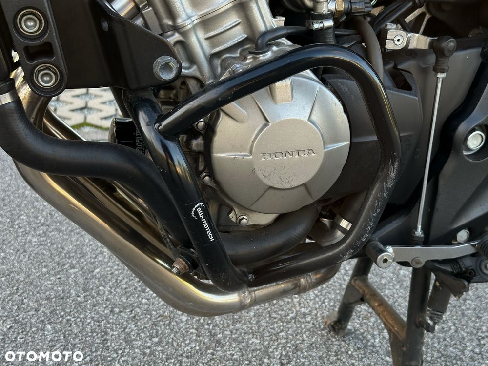 Honda CBF - 22