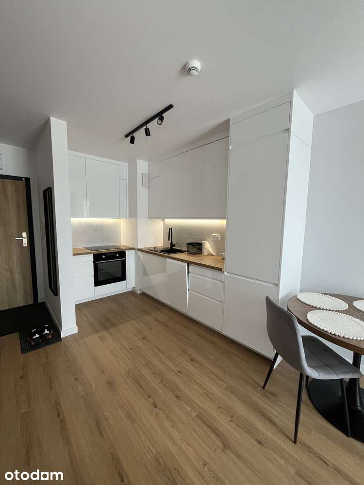 2 POKOJE | 36 m² | BALKON | INTERNET + TV W CENIE | BIAŁOŁĘKA