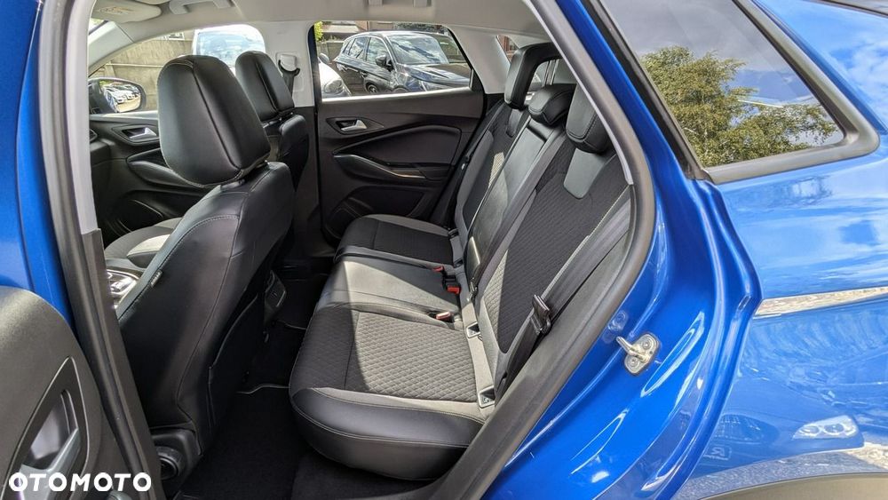 Opel Grandland X - 17
