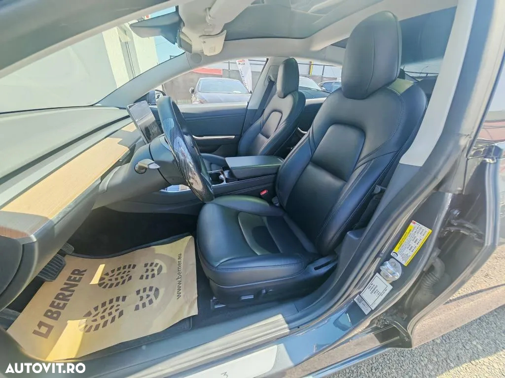 Tesla Model 3 Standard Reichweite Plus Hinterradantrieb - 12