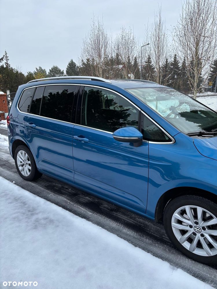 Volkswagen Touran 2.0 TDI SCR DSG Highline - 4