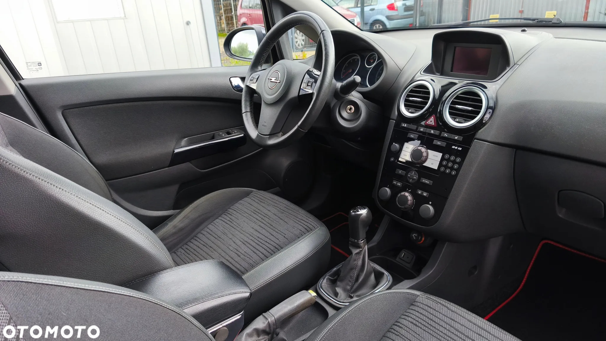 Opel Corsa - 25