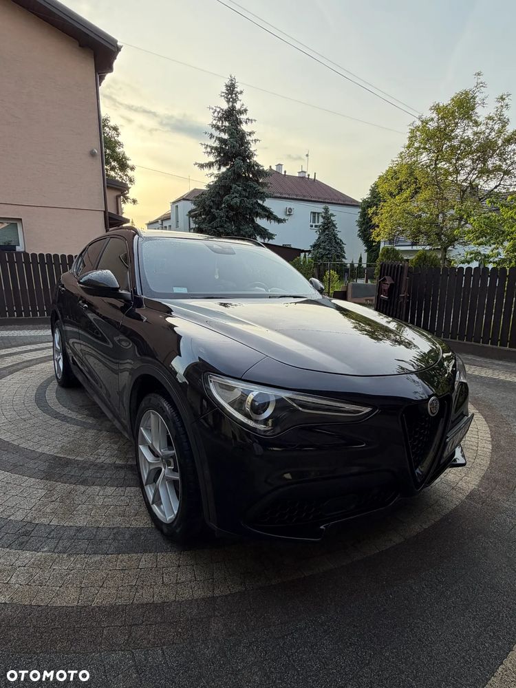 Alfa Romeo Stelvio 2.0 Turbo 16V AT8-Q4 Ti - 2