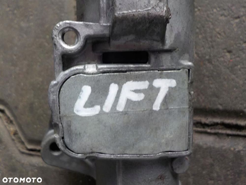VW T5 LIFT STACYJKA  KLUCZ  WKŁADKA - 4