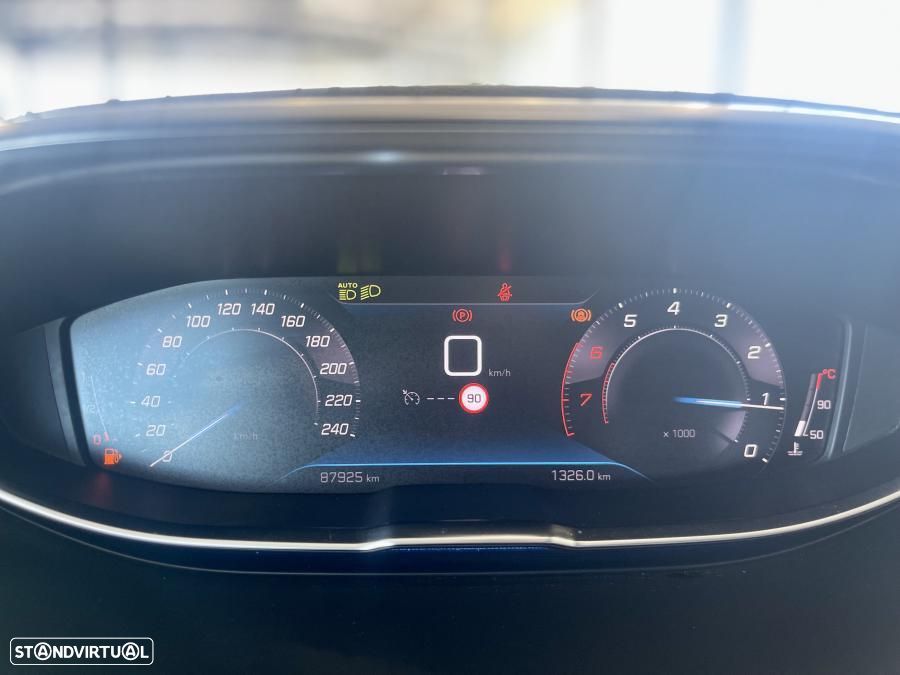 Peugeot 3008 1.2 PureTech Allure Pack - 12