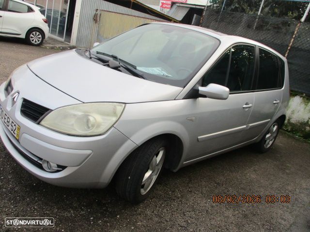 Renault Scénic 1.5 dCi Dynamique S - 2