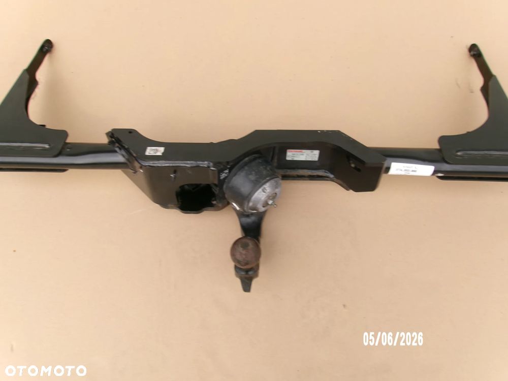 Hak holowniczy kula VW Touran 5T III 15- 5TA803880 - 3