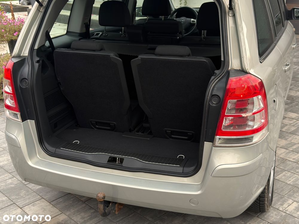 Opel Zafira 1.6 Innovation - 10