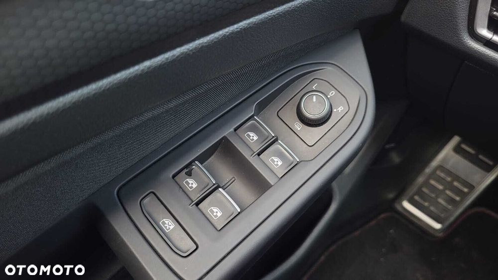 Volkswagen Golf - 16