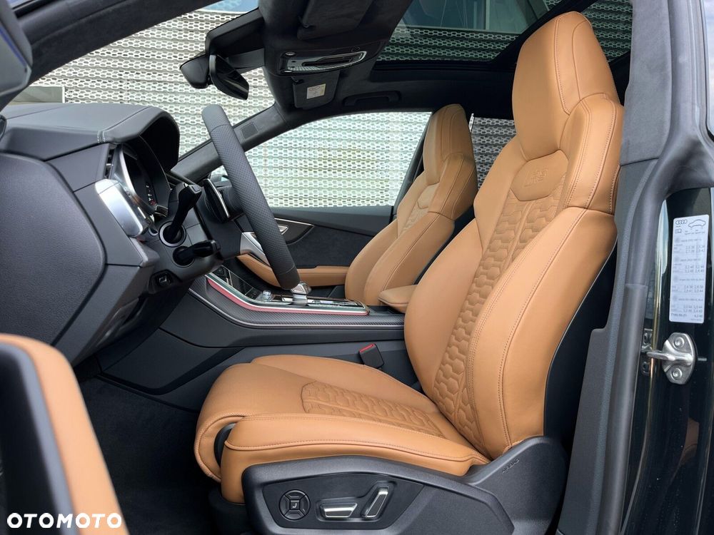 Audi RS Q8 - 5