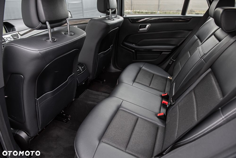 Mercedes-Benz Klasa E 250 CDI 4Matic 7G-TRONIC Avantgarde - 29