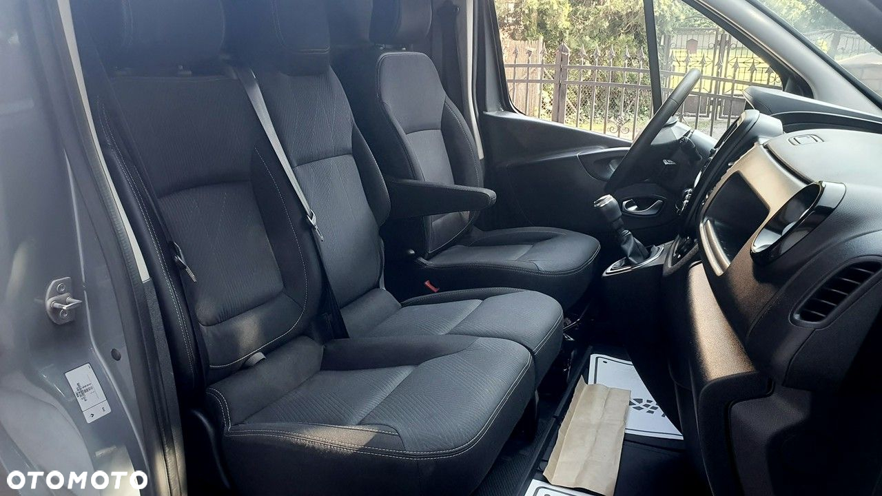 Renault Trafic - 26