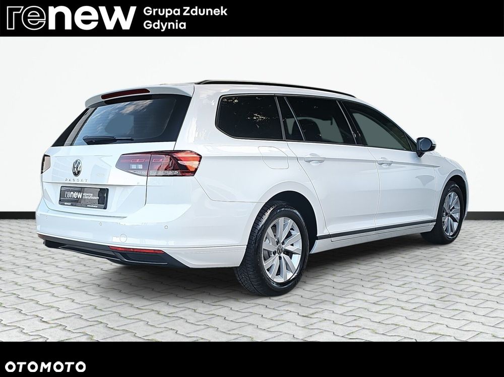 Volkswagen Passat - 5