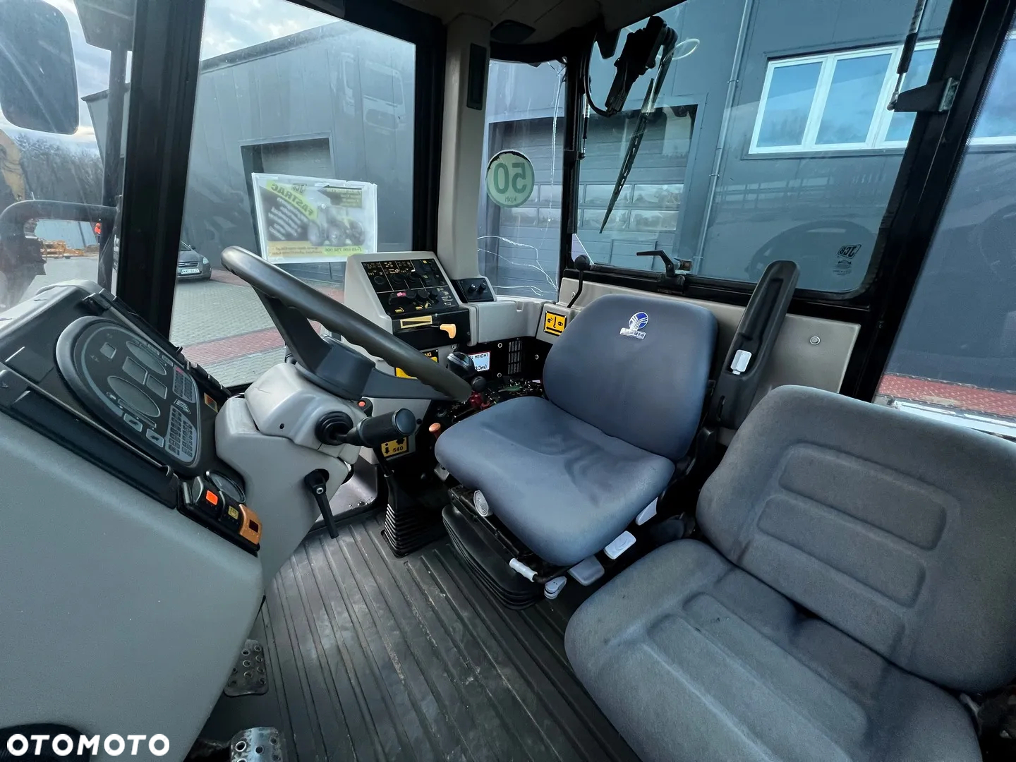 JCB FASTRAC 2135 - 11