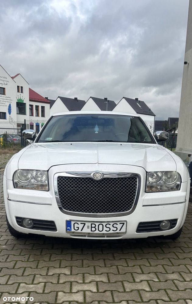 Chrysler 300C 3.5 V6 - 16