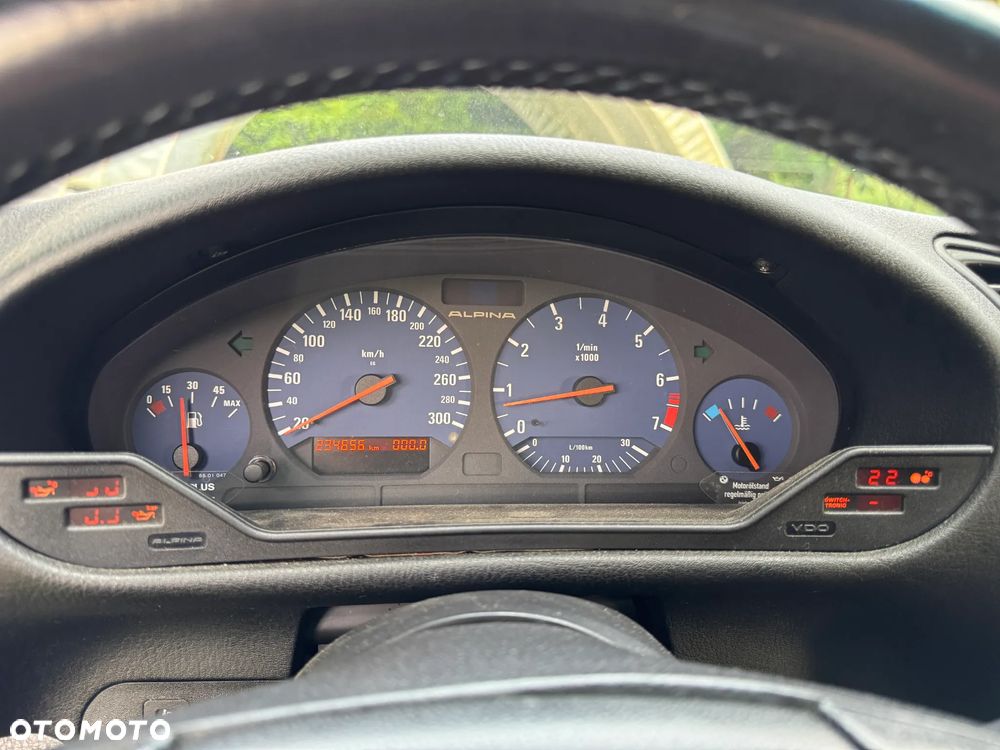 BMW-ALPINA Inny - 12