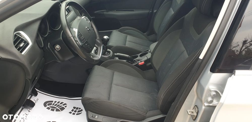 Citroën C4 - 13