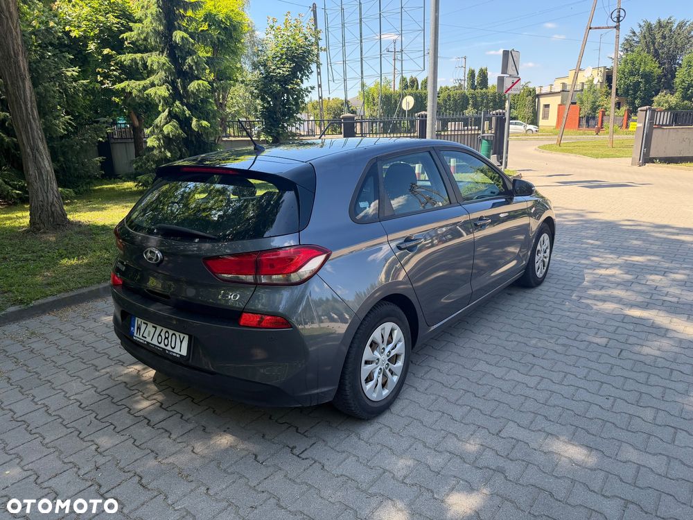 Hyundai i30 1.4 Classic + - 5