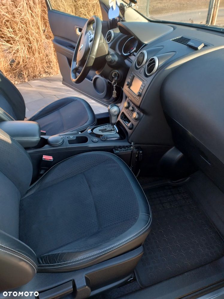 Nissan Qashqai 2.0 360 CVT - 6