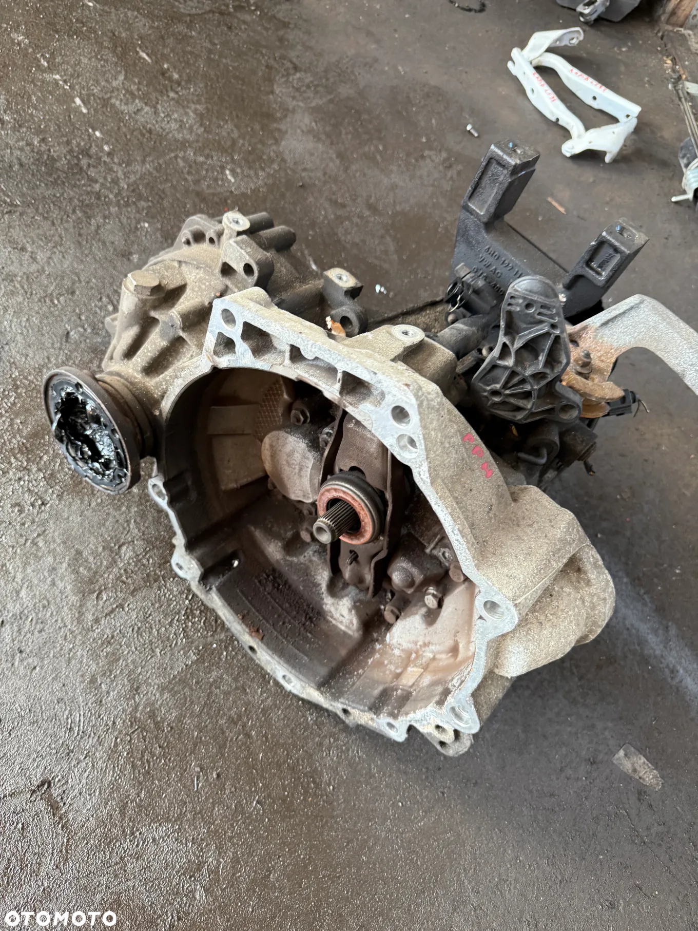 VW SEAT SKODA 1.6 TDI PPH SKRZYNIA BIEGÓW KOMPLETNA DEMONTAŻ - 2