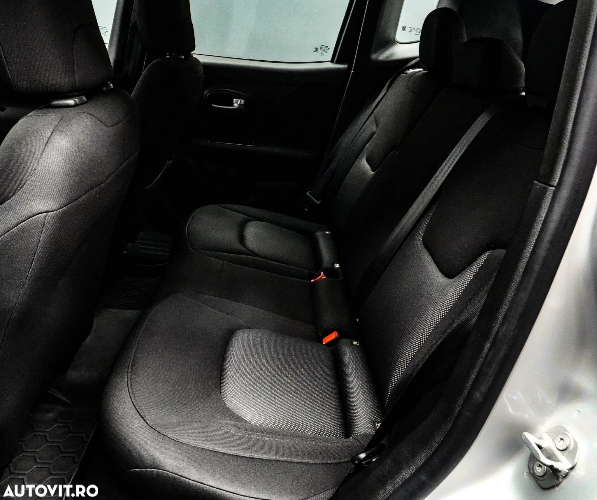 Jeep Renegade 1.0 Turbo 4x2 M6 Longitude - 15
