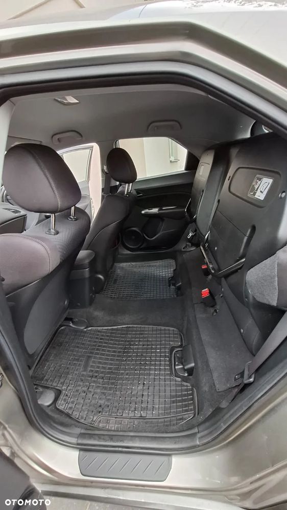 Honda Civic 1.4 i-VTEC - 11