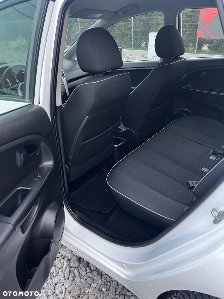 Kia Venga 1.4 CRDi S - 9