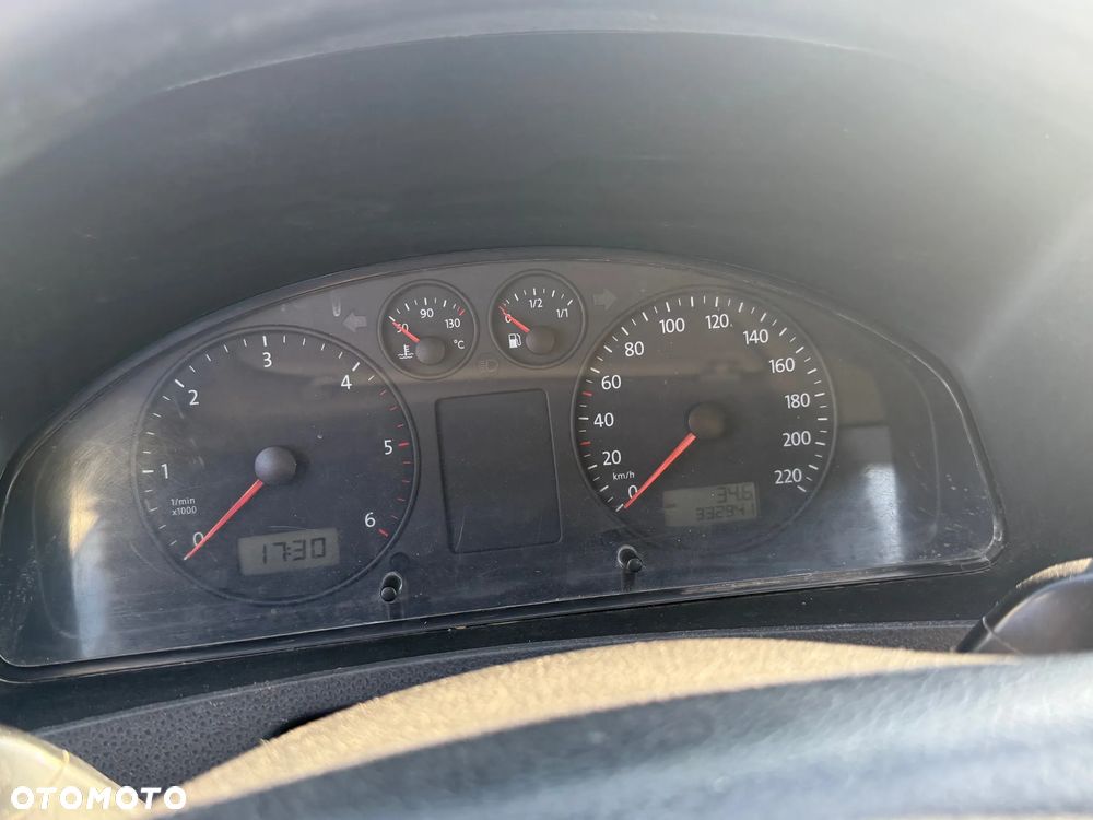 Volkswagen Transporter T5 TDI L1H1 - 33