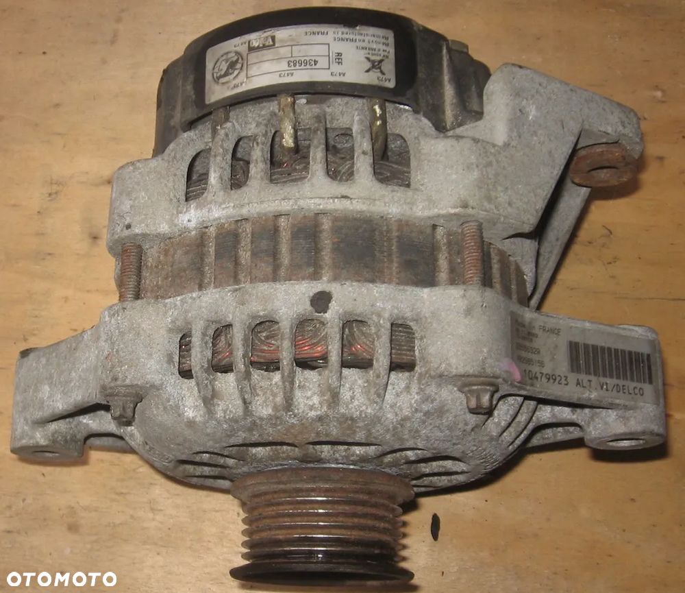 alternator VECTRA ZAFIRA 1.8 S555632R OPEL