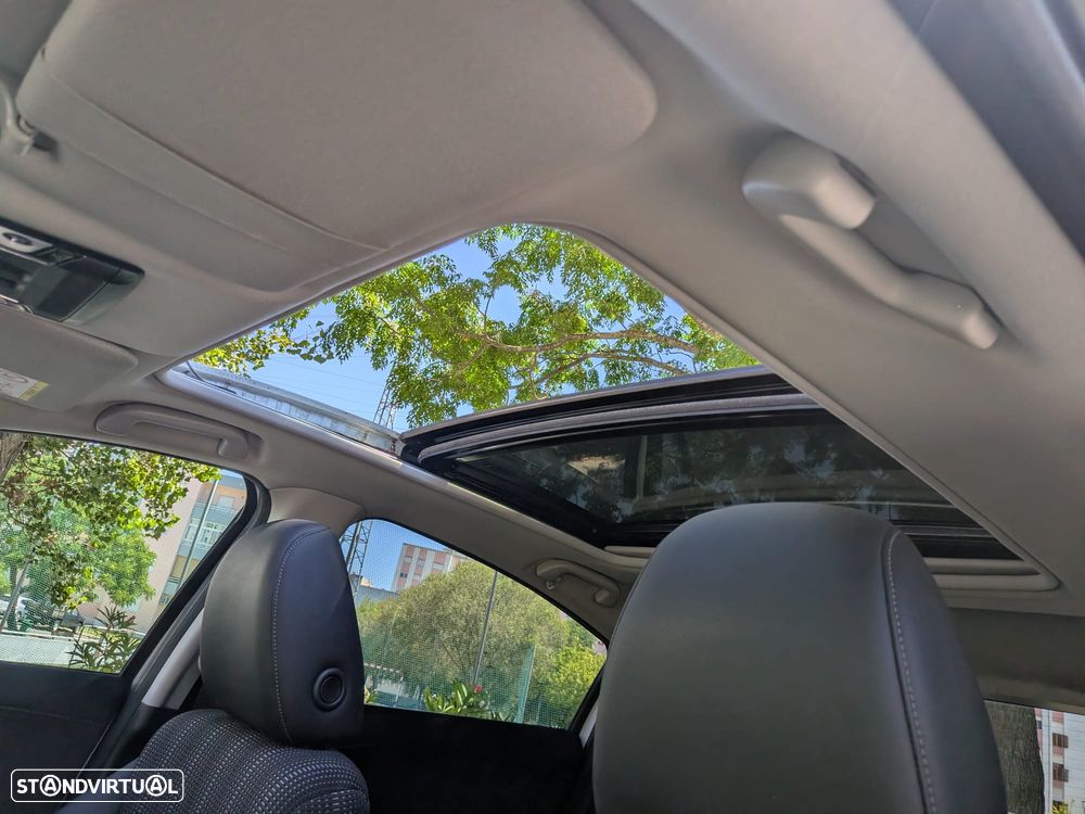 Honda HR-V 1.5 i-VTEC Executive CVT - 10