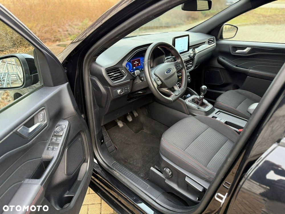 Ford Kuga 1.5 EcoBoost ST-LINE X - 5