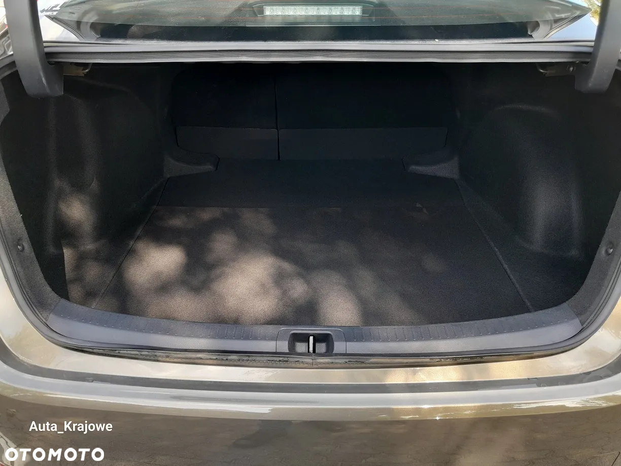Toyota Corolla 1.5 Comfort - 30