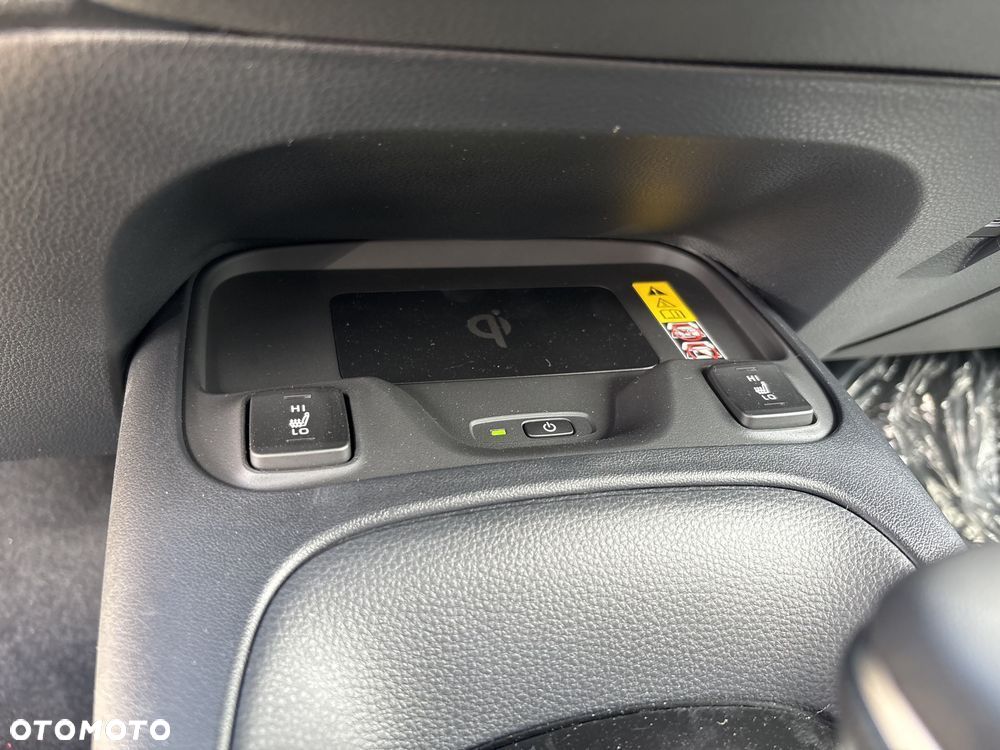 Toyota Corolla 1.8 Hybrid Comfort - 19