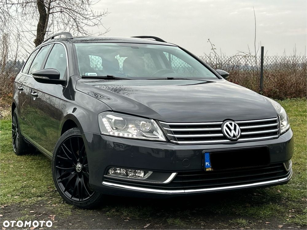 Volkswagen Passat 1.6 TDI DPF BlueMot Highline - 1