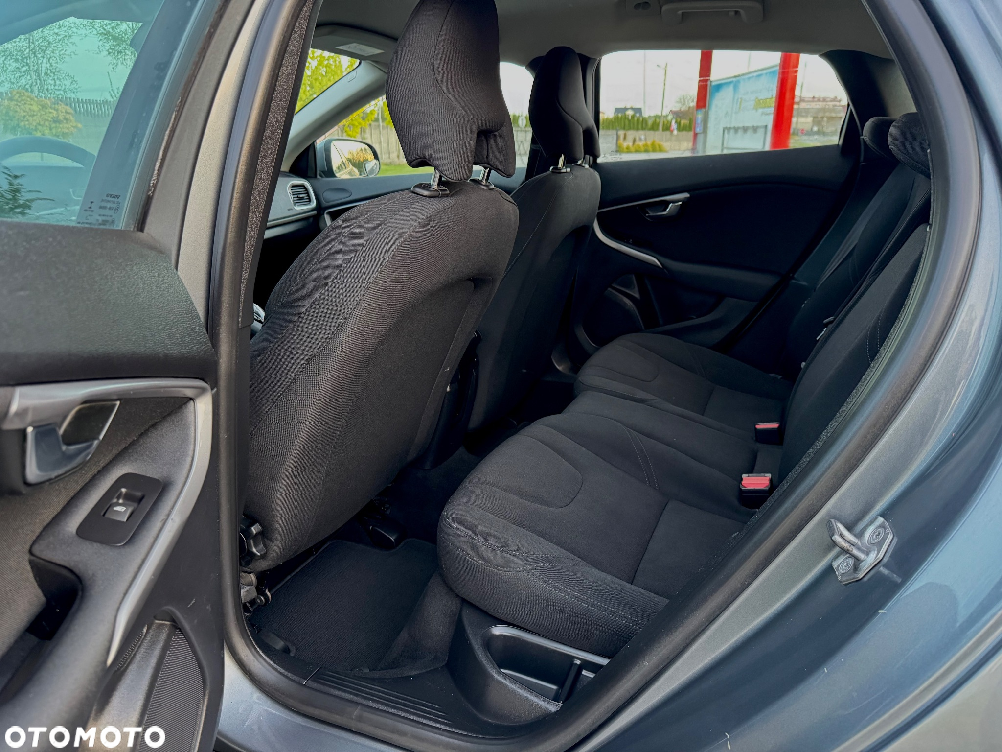 Volvo V40 - 23