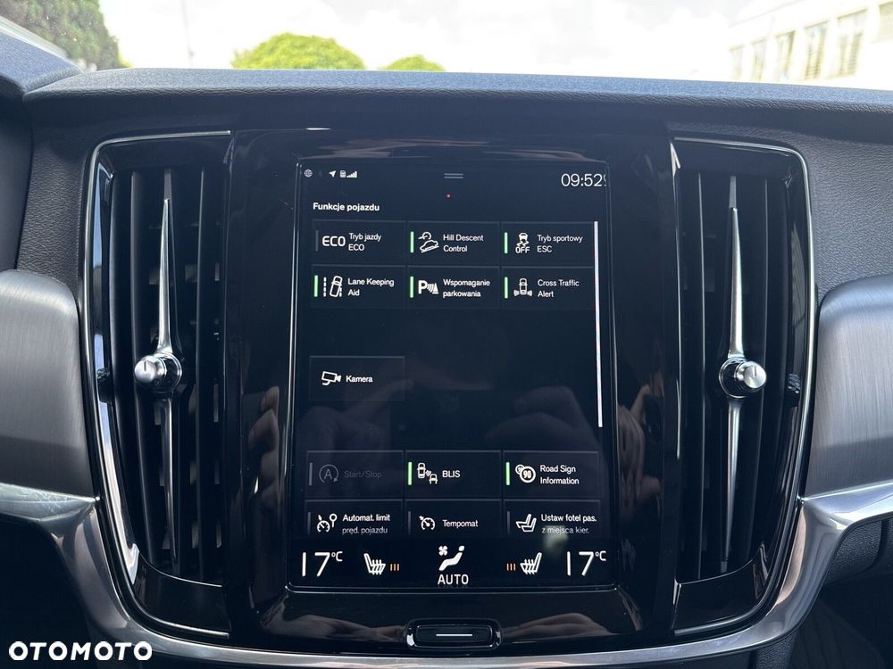 Volvo V90 Cross Country D5 AWD Pro - 26