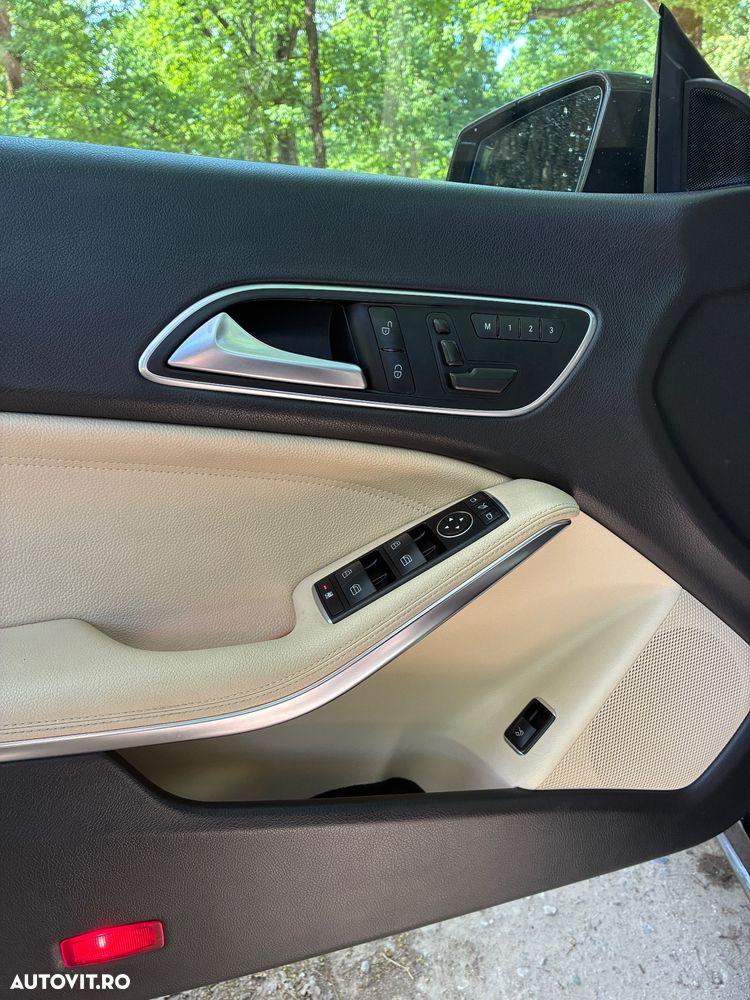 Mercedes-Benz CLA 250 4MATIC Aut. - 15