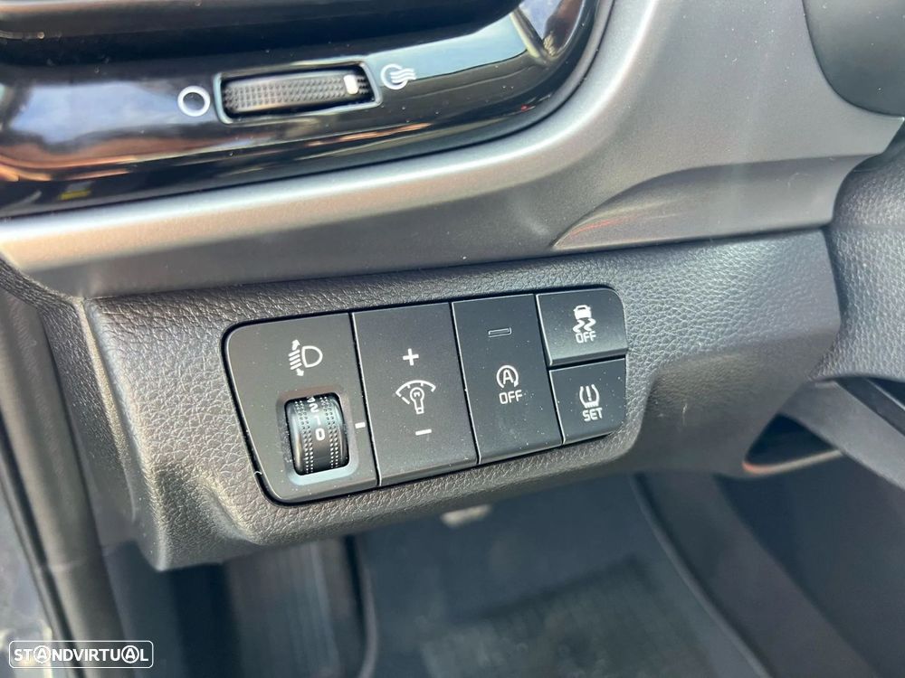 Kia Stonic 1.0 T-GDI OPF Mild Hybrid Platinum - 32