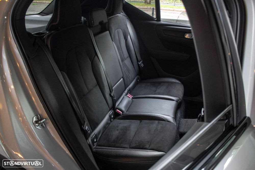 Volvo XC 40 1.5 T5 PHEV R-Design - 32