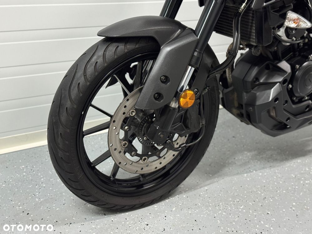 Yamaha MT - 23