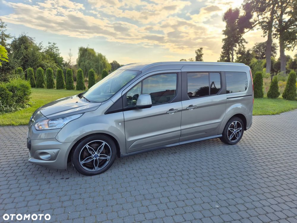 Ford Tourneo Connect Grand - 12