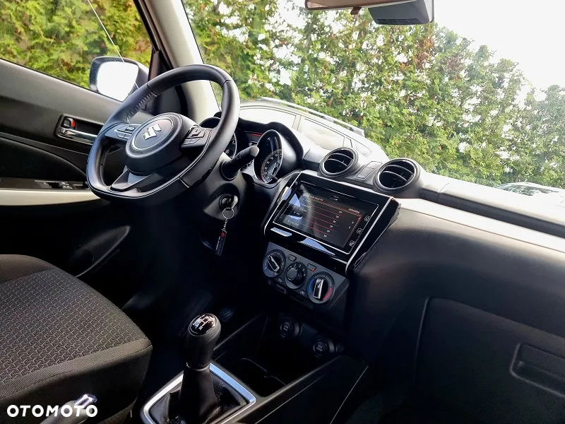 Suzuki Swift - 5