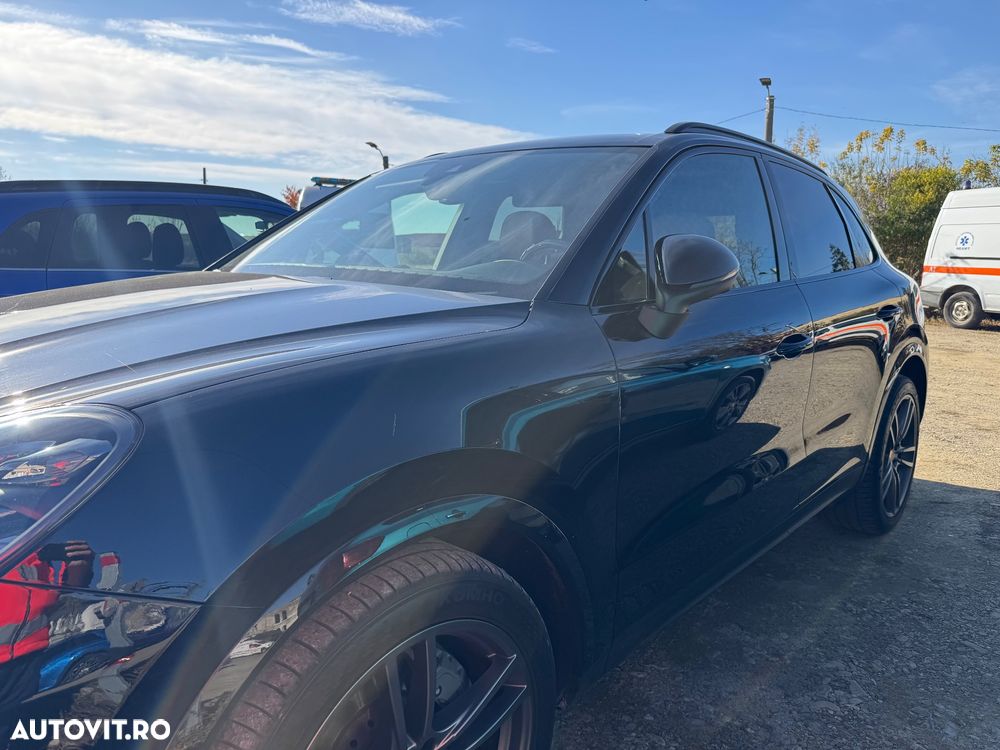 Porsche Cayenne S - 3