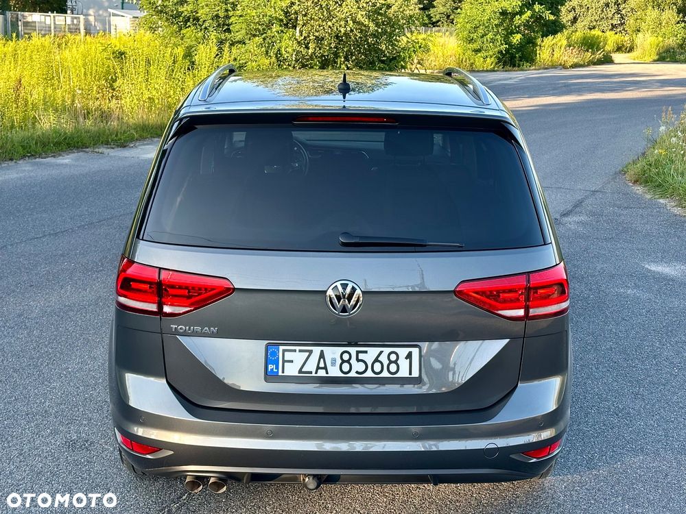Volkswagen Touran 2.0 TDI BMT Highline DSG - 9