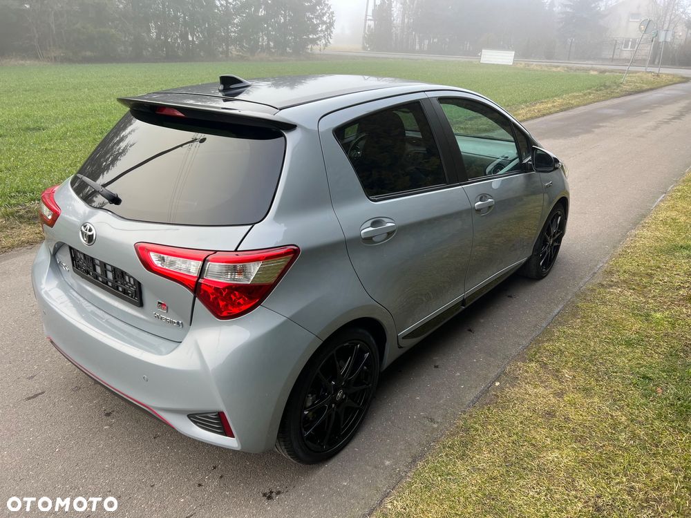 Toyota Yaris - 5