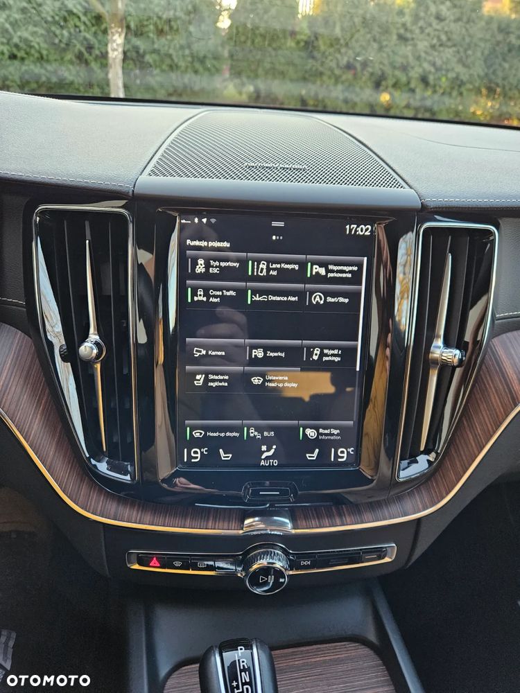 Volvo XC 60 - 18