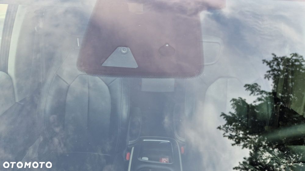 Chrysler Pacifica - 23