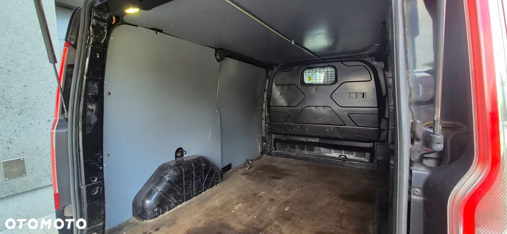 Ford Transit Custom Limited - 17